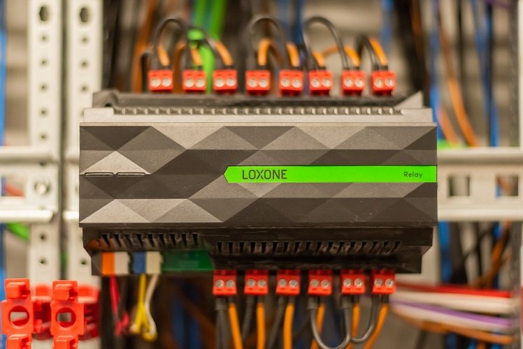 Loxone Relay